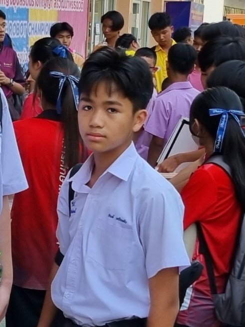 Gun